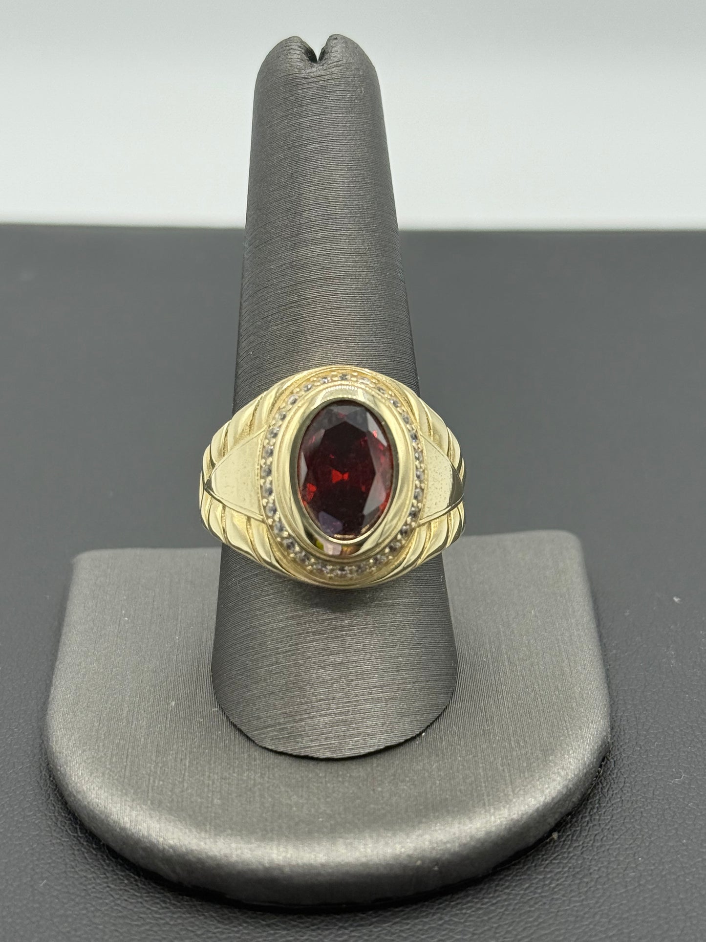 14k YELLOW GOLD MEN RING RED OVAL ZIRCONIA