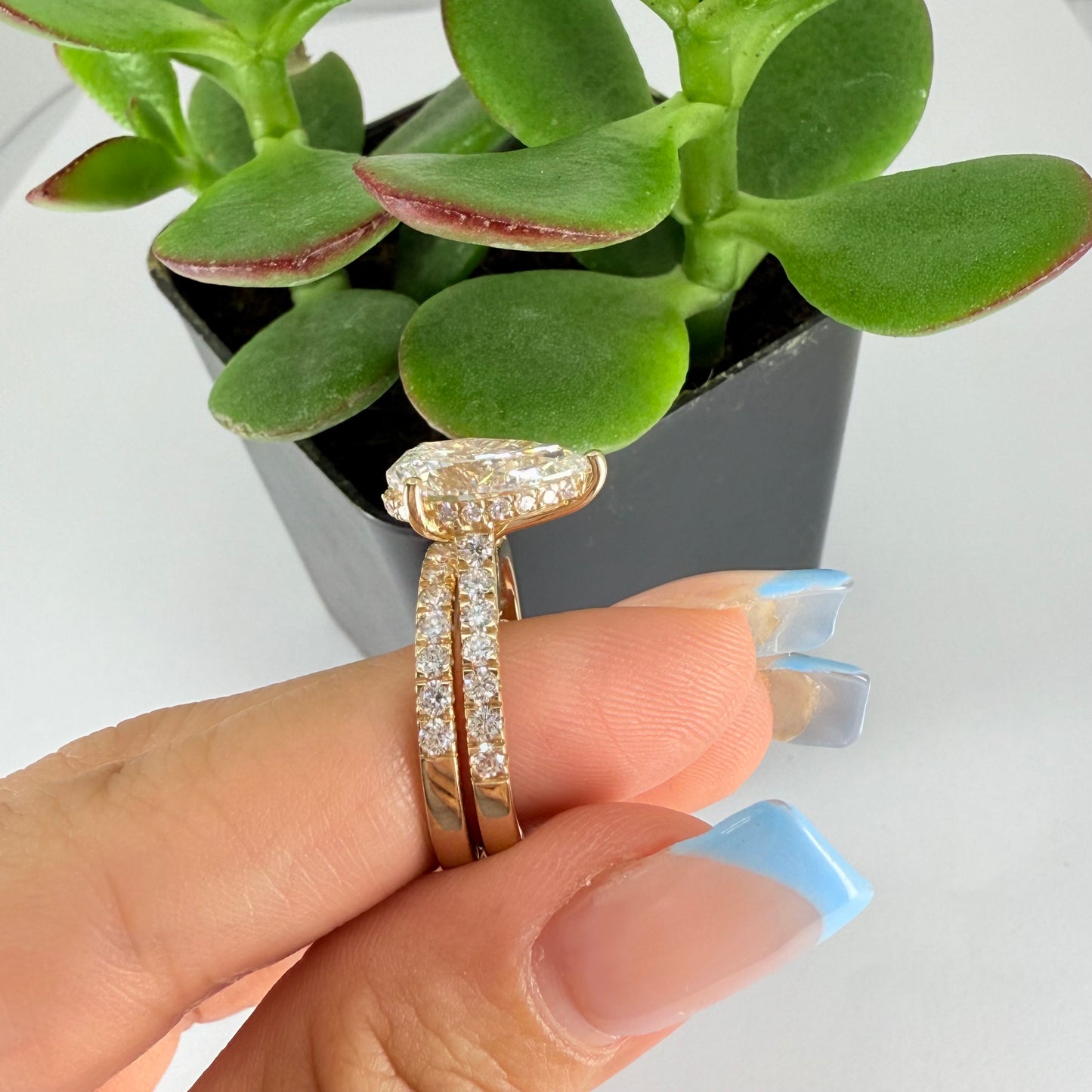 4K GOLD 2PCS WEDDING RINGS PEAR SHAPED LAB GROWN DIAMONDS