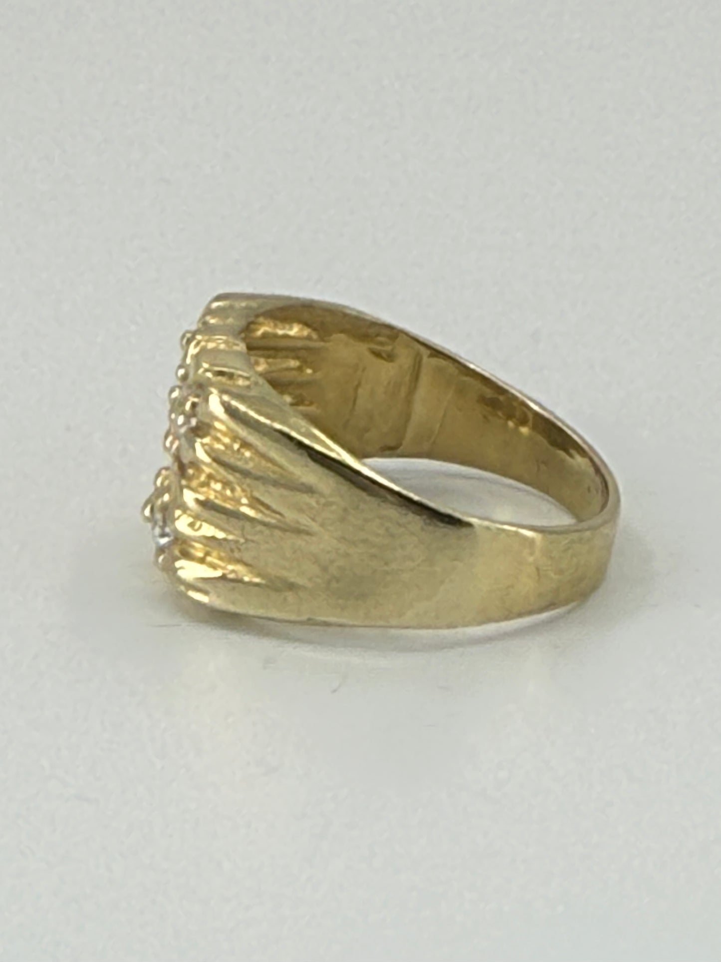 14K YELLOW GOLD MEN NUGGET RING WITH WHITE ZIRCONIAS STONES