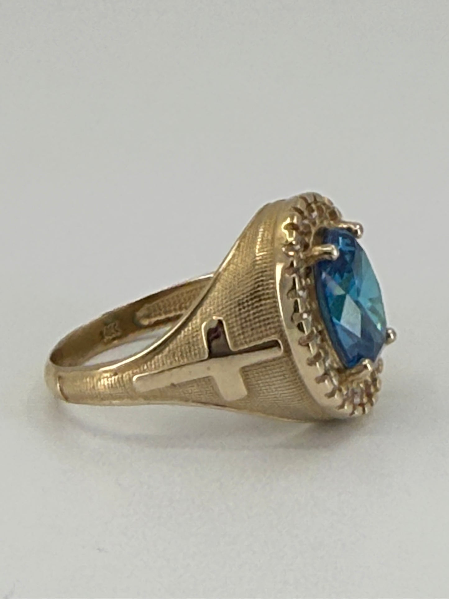 14K YELLOW GOLD MEN RING LIGHT BLUE OVAL ZIRCONIA STONE