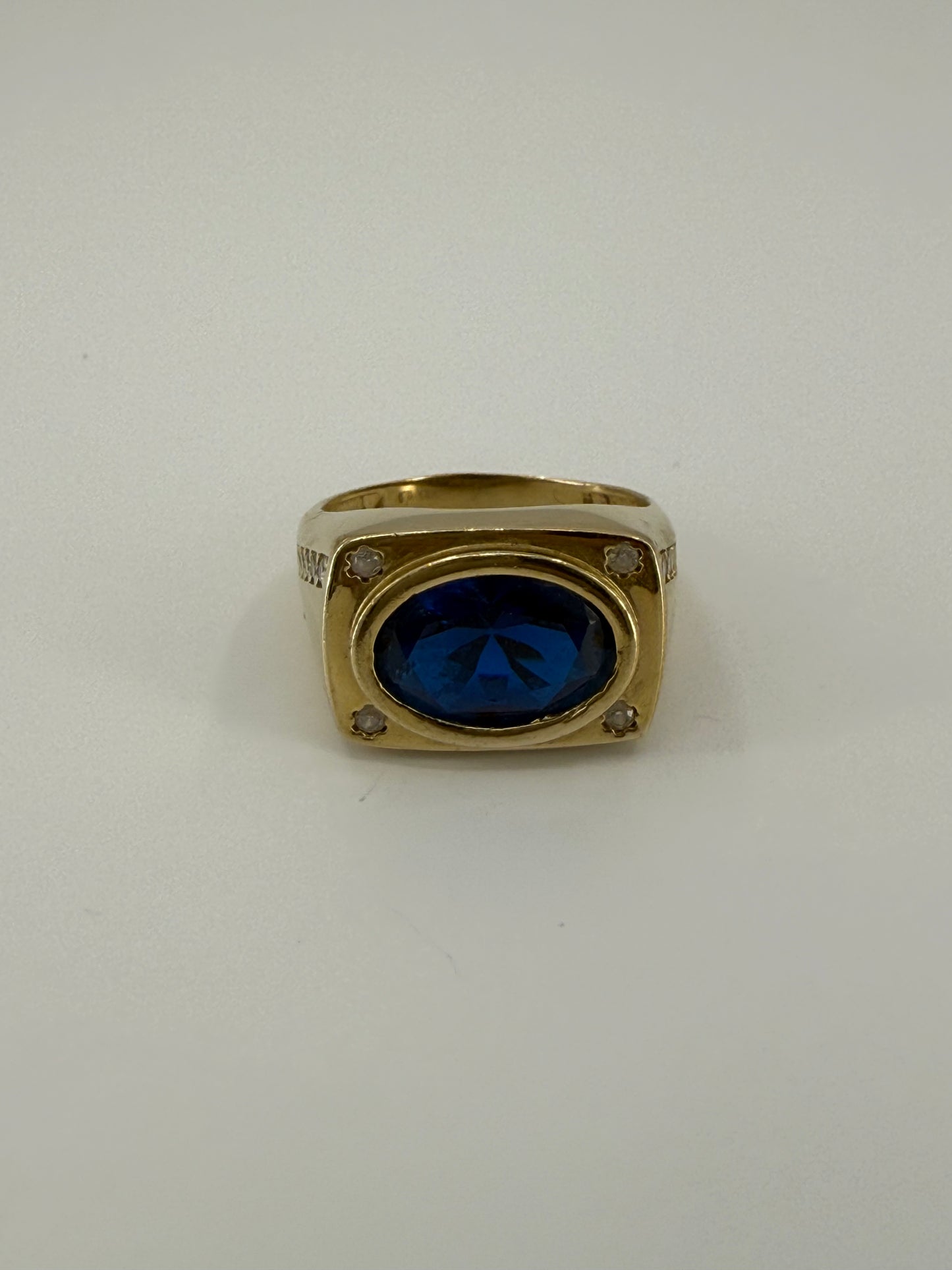 14K YELLOW GOLD MEN RING DARK BLUE OVAL ZIRCONIA STONE