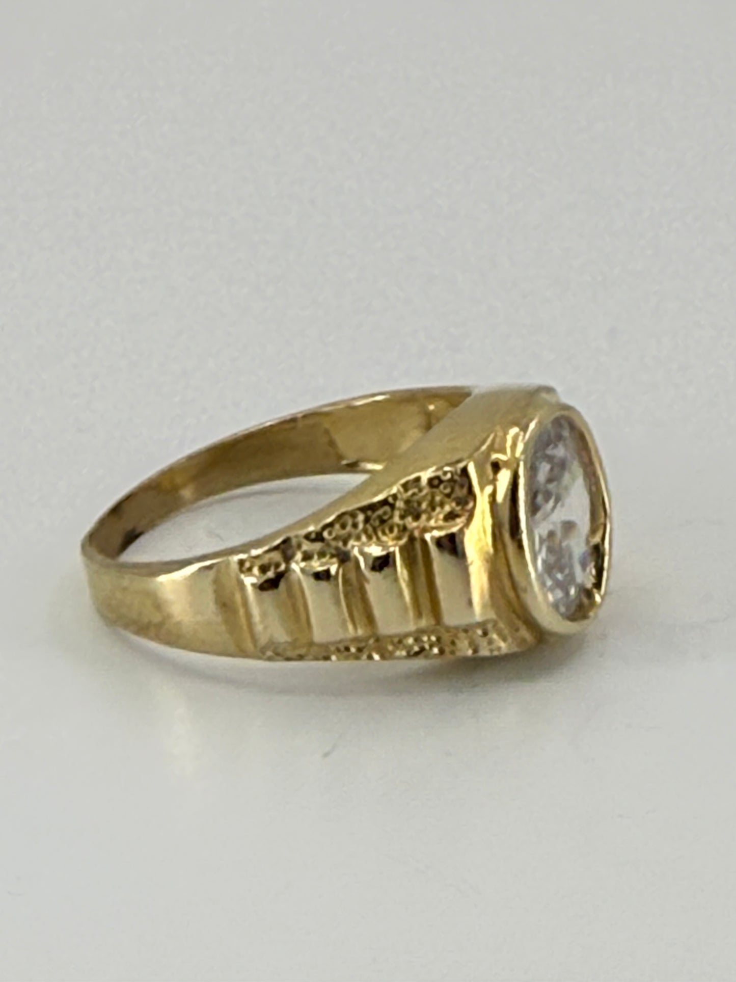 14K YELLOW GOLD MEN RING
