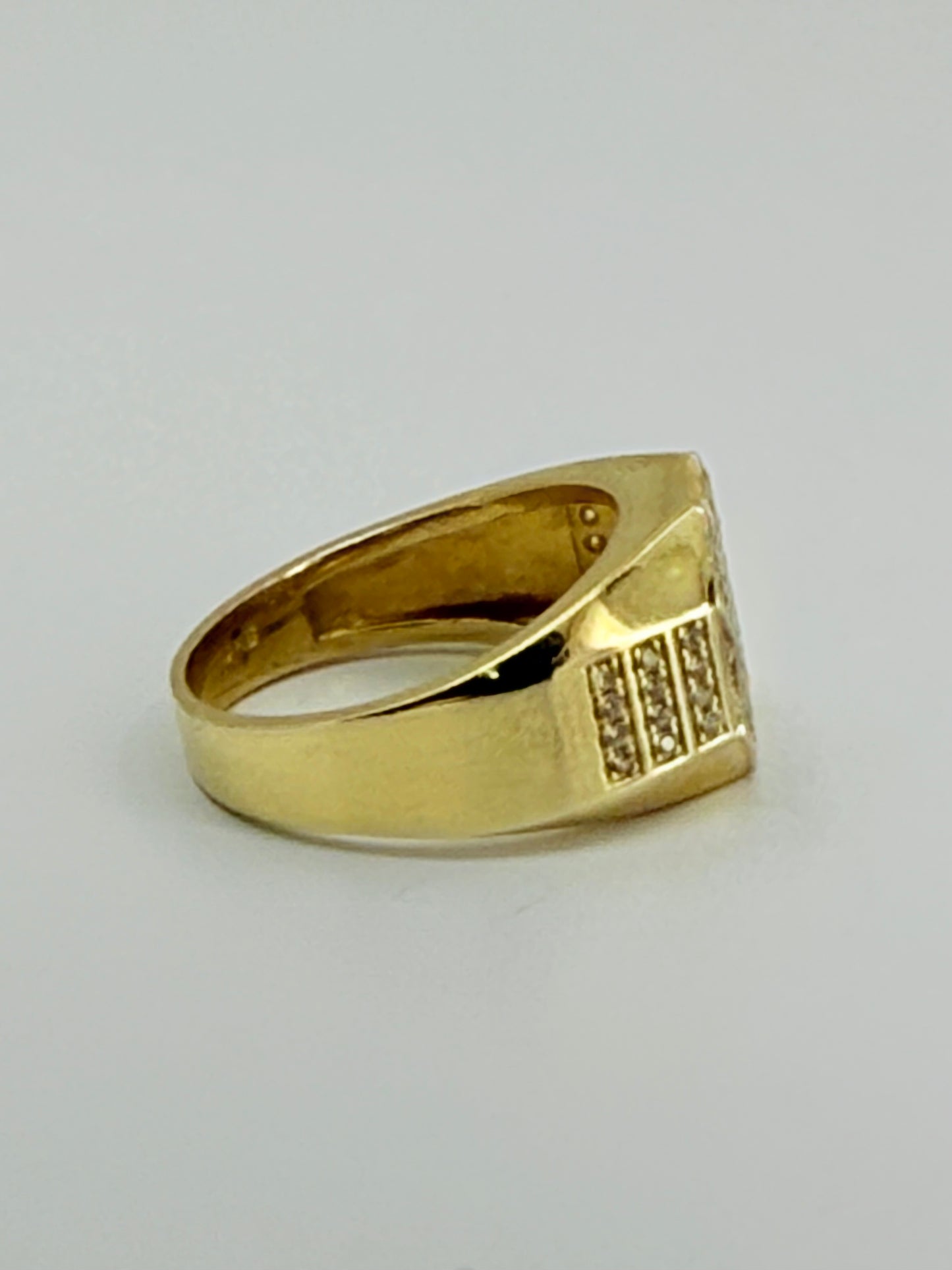 14K YELLOW GOLD MEN RING LITTLE ROUND WHITE  ZIRCONIA STONE